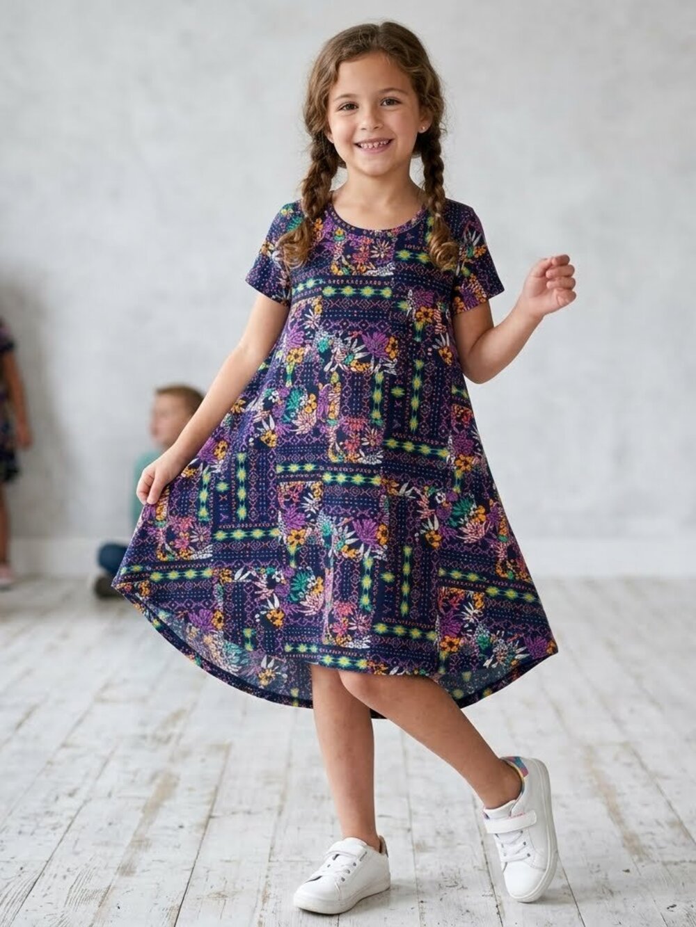 LuLaRoe Girls Mae Dress Size 8 Purple Floral Geometric Print Pocket Swing Dress